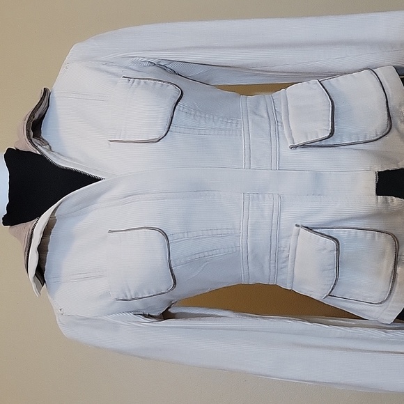 "Bebe" Cream Corduroy Jacket w/ knit collar & cuffs. - Picture 2 of 9